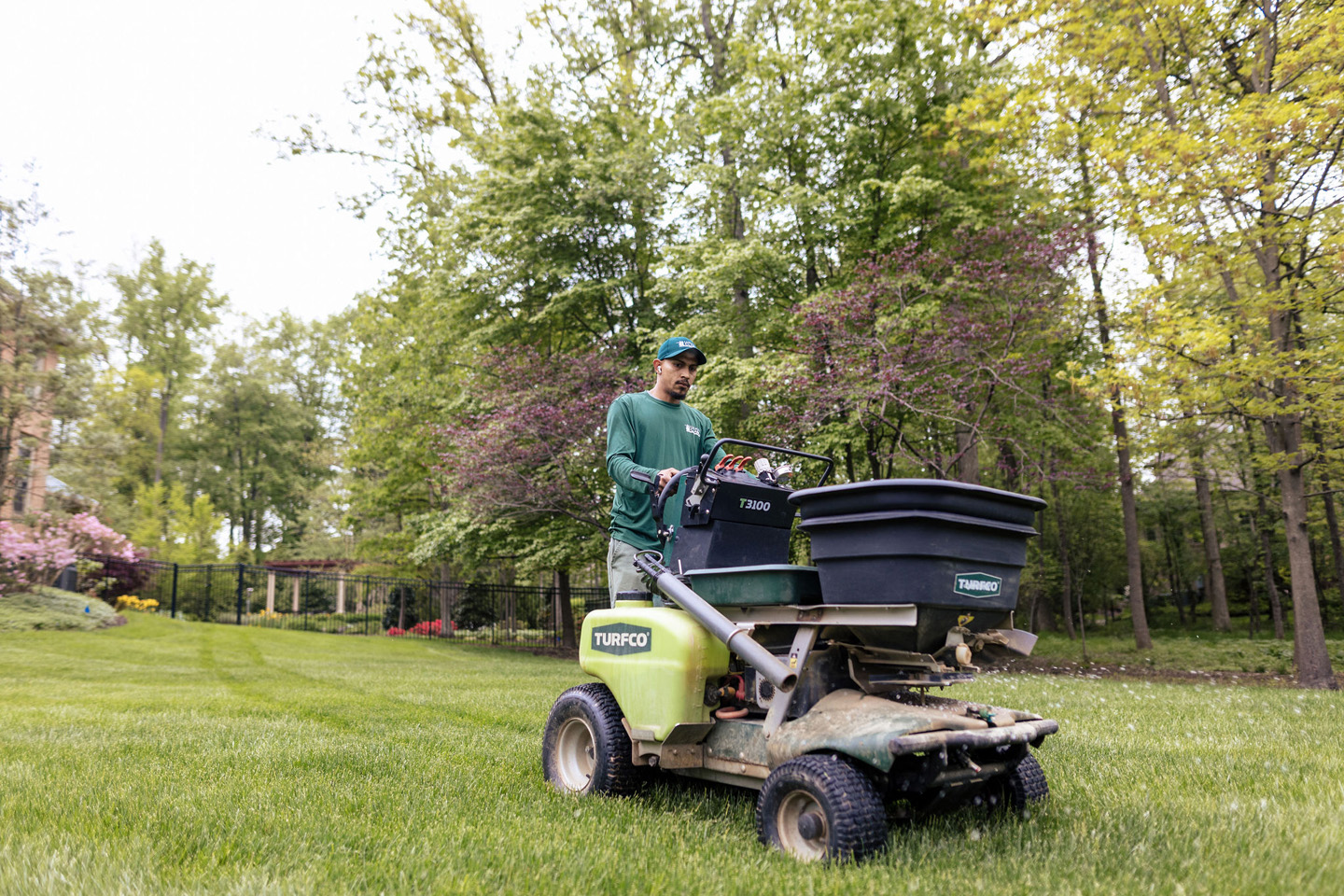 lucas and clark grounds company, professional lawn care and landscaping