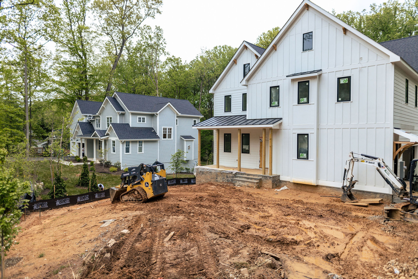 lucas and clark grounds company, professional lawn care and landscaping