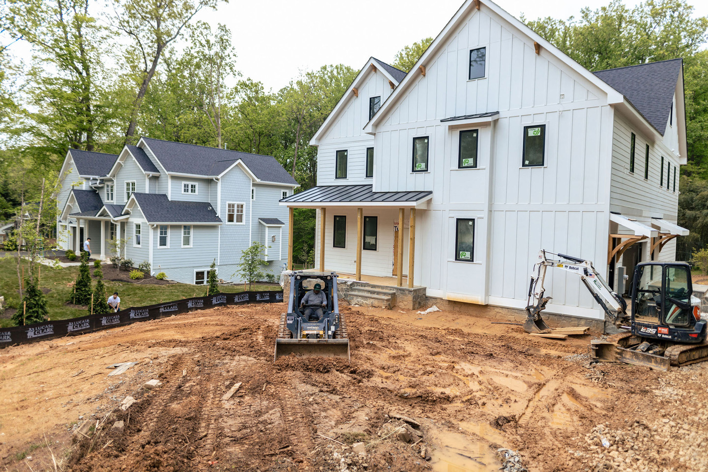 lucas and clark grounds company, professional lawn care and landscaping