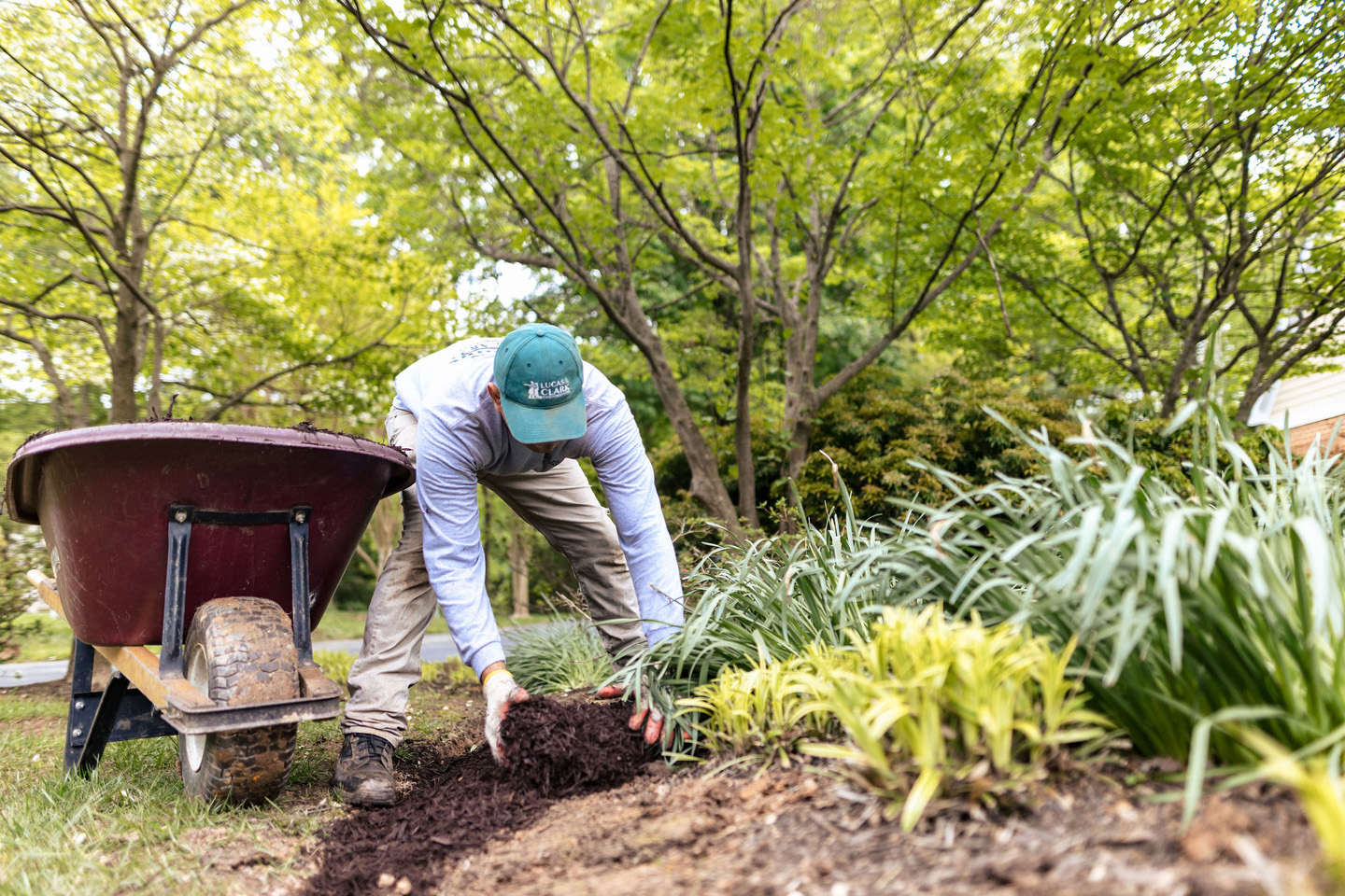 L&C Grounds mulching commercial property 