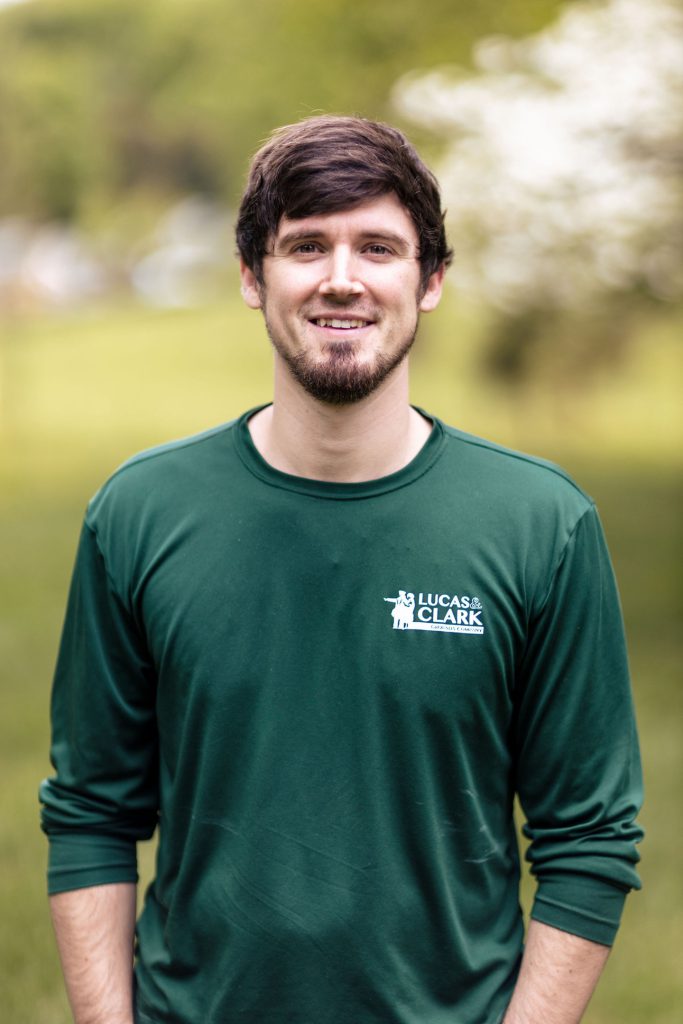 lucas and clark grounds company, professional lawn care and landscaping