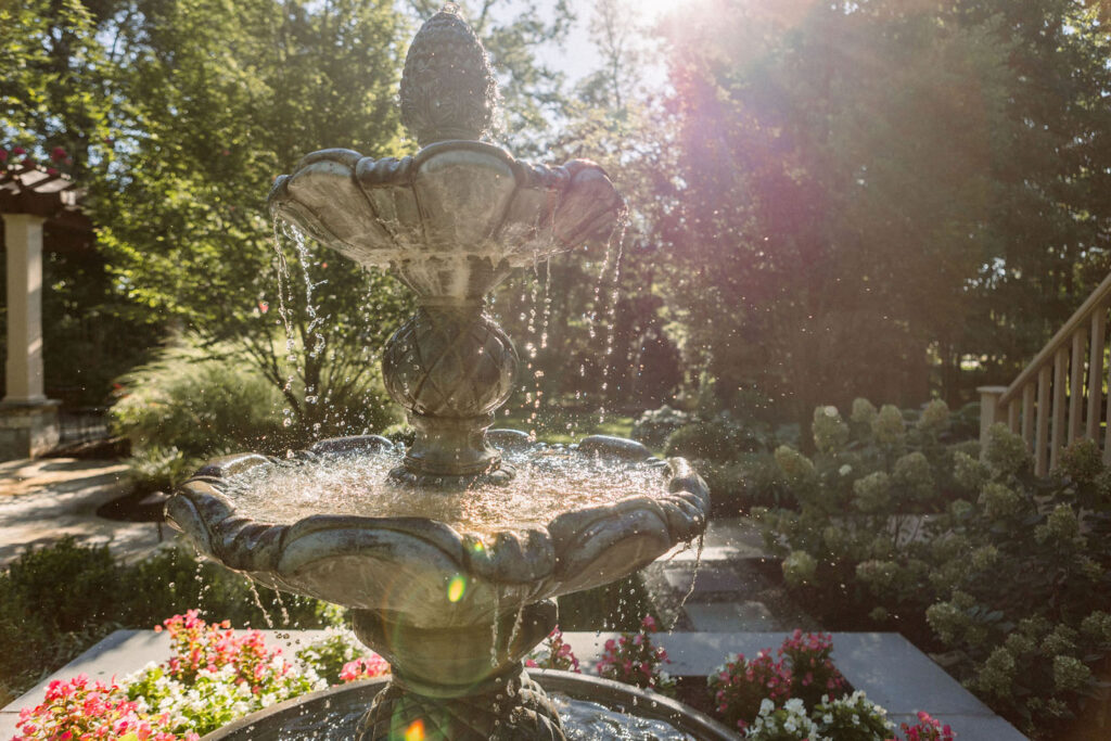 lucas and clark grounds company, professional lawn care and landscaping