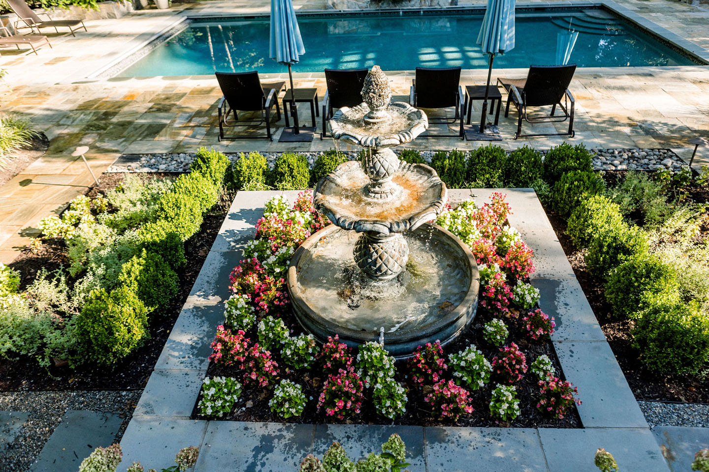 lucas and clark grounds company, professional lawn care and landscaping