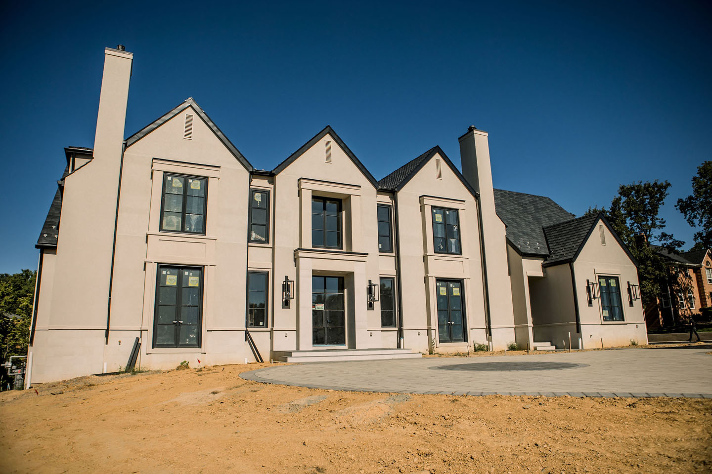 lucas and clark grounds company, professional lawn care and landscaping