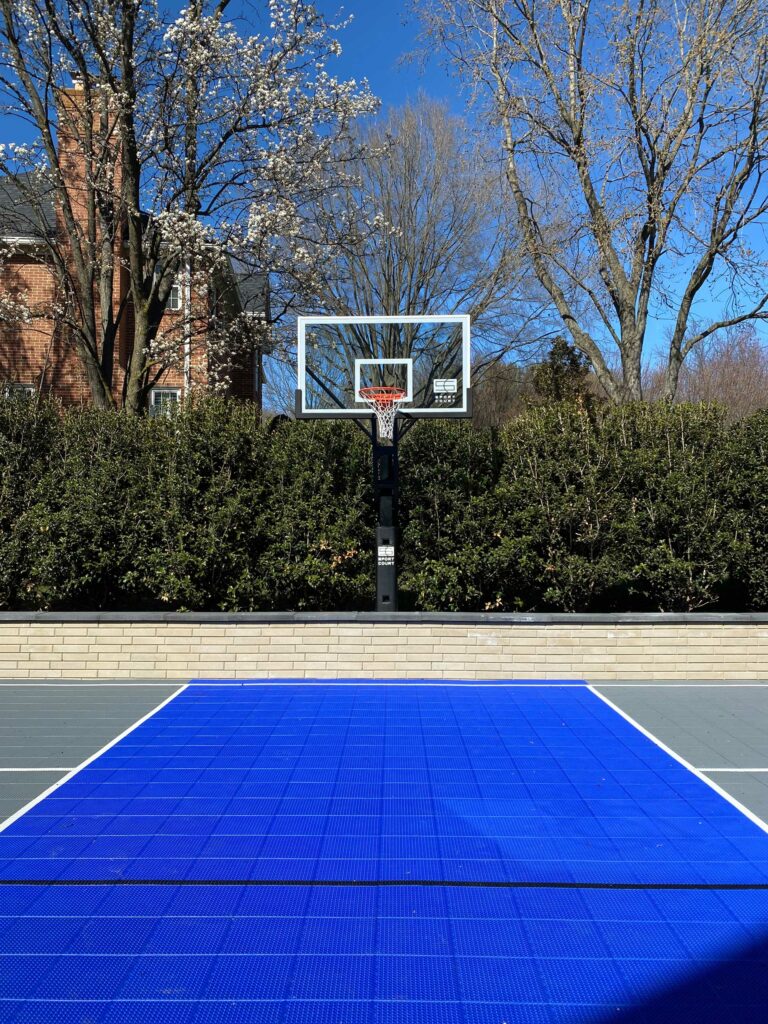 lucas and clark grounds company, professional lawn care and landscaping