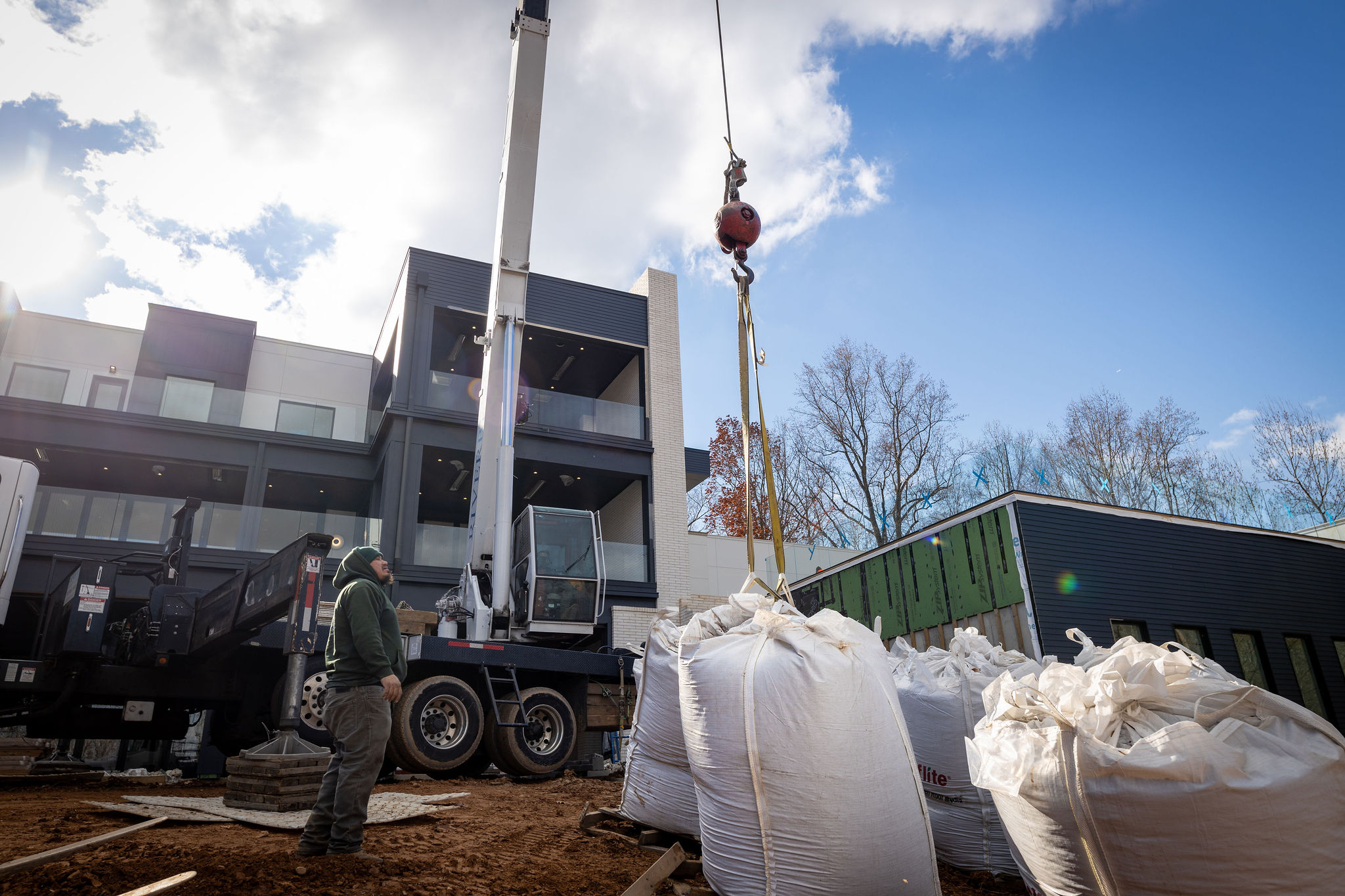 lucas and clark grounds company, professional lawn care and landscaping