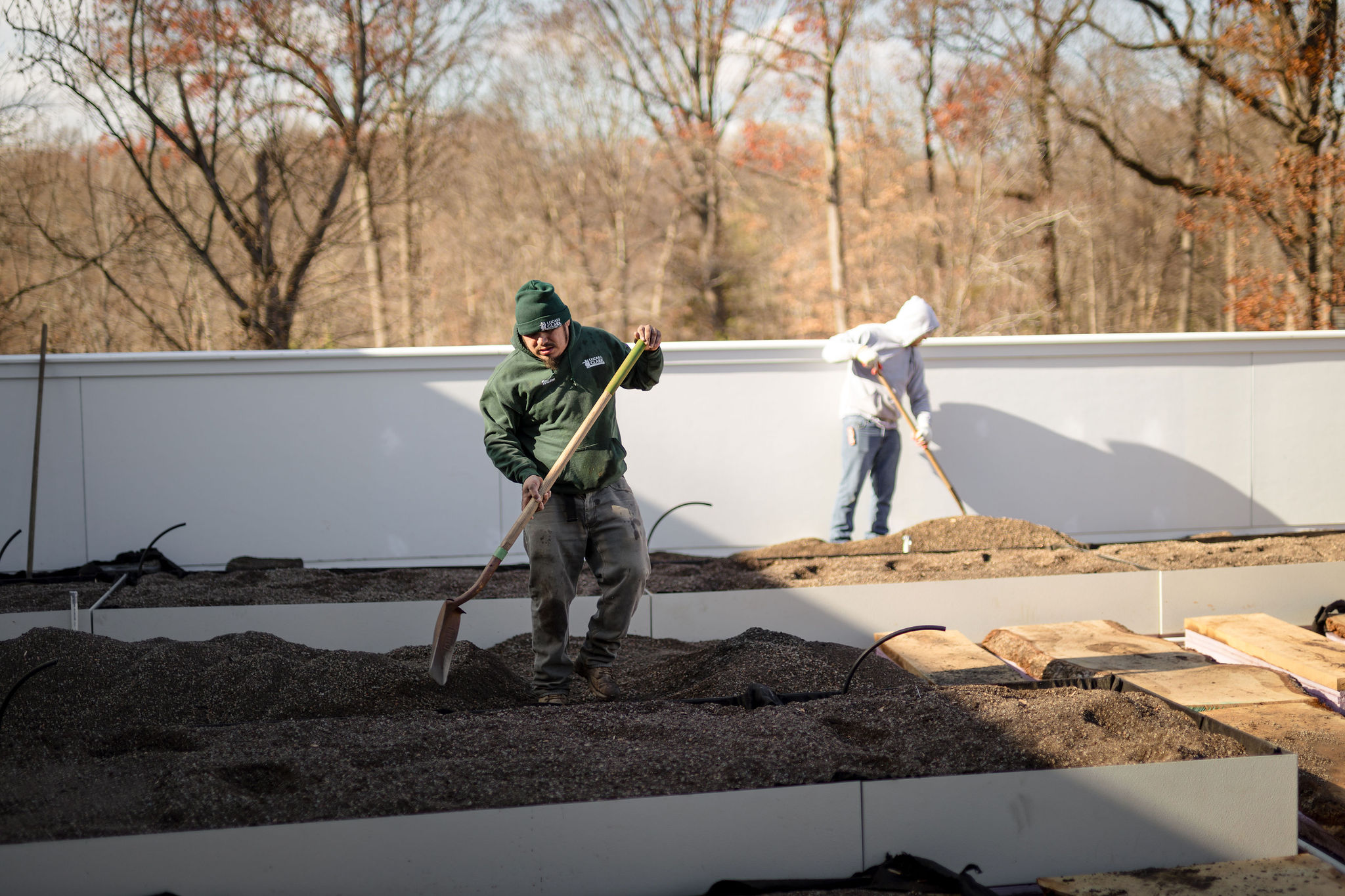 lucas and clark grounds company, professional lawn care and landscaping