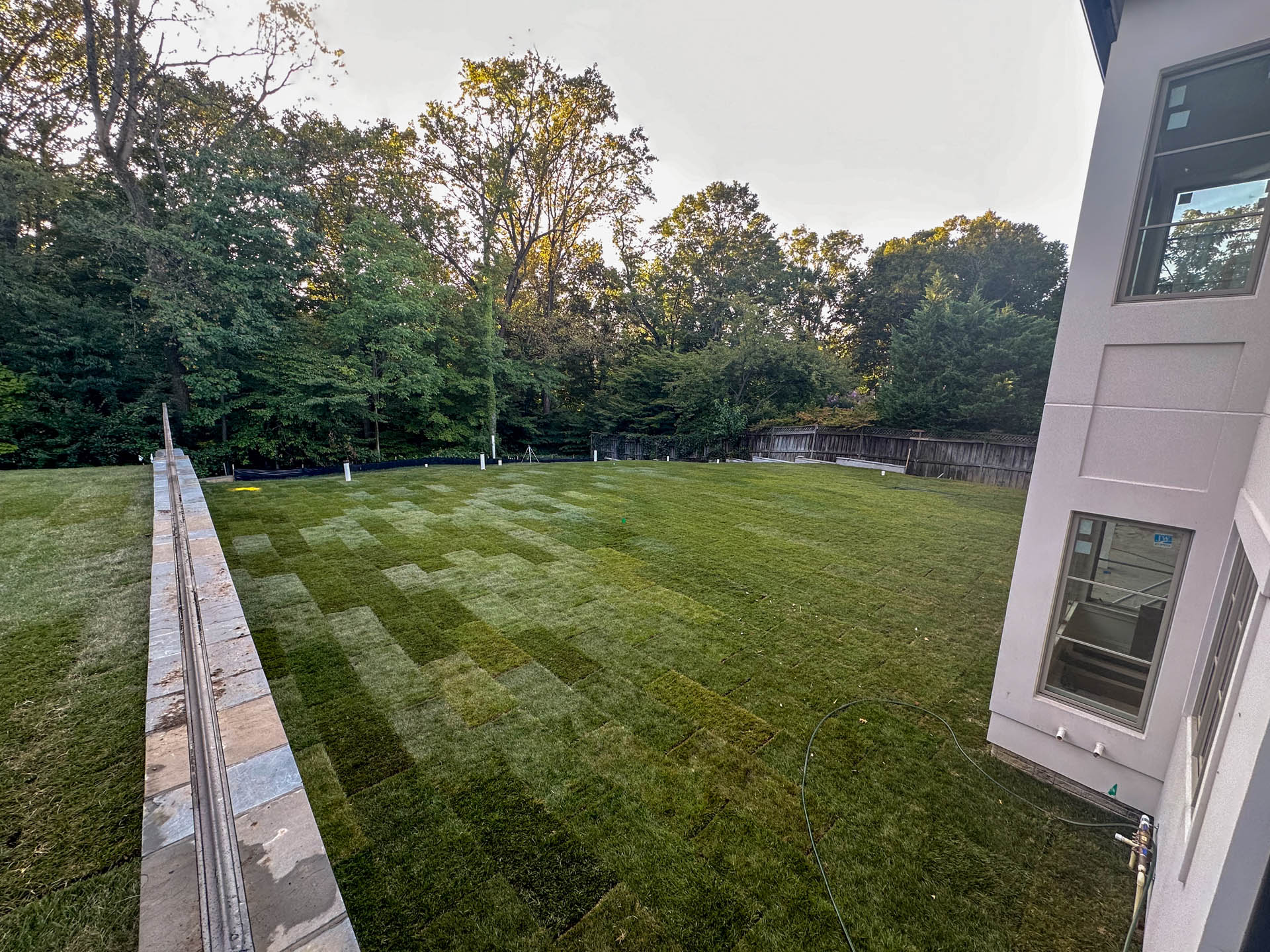 lucas and clark grounds company, professional lawn care and landscaping