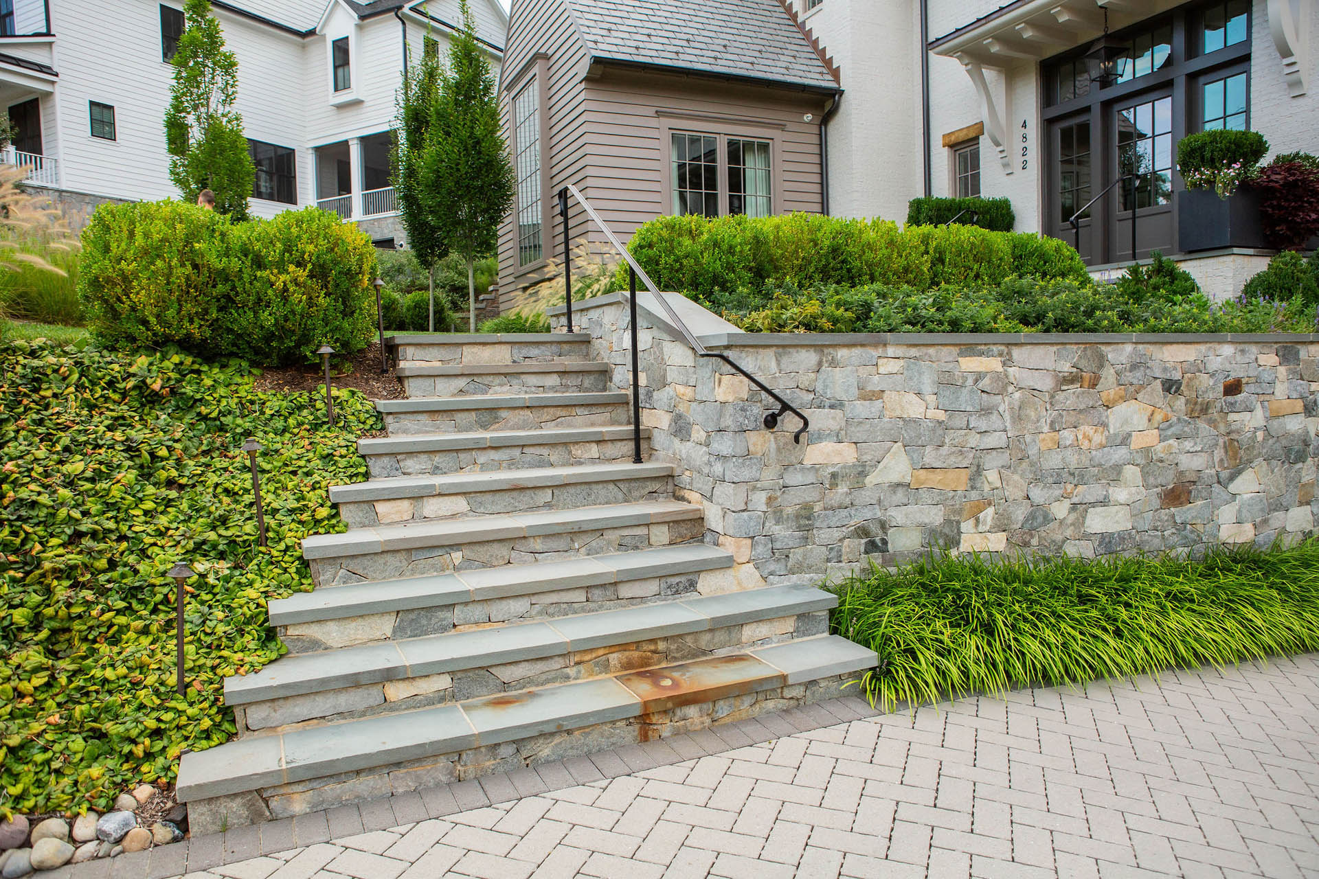 lucas and clark grounds company, professional lawn care and landscaping