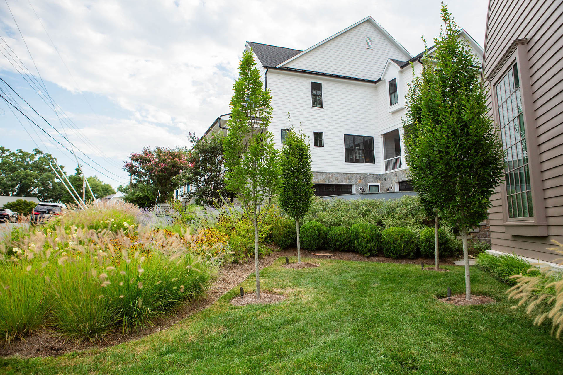 lucas and clark grounds company, professional lawn care and landscaping