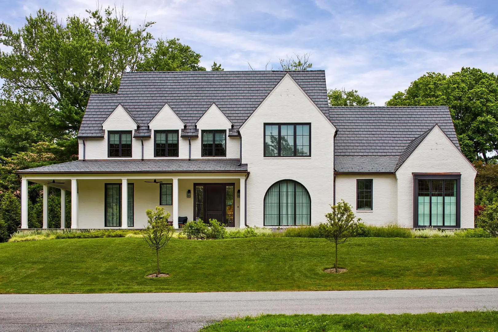 lucas and clark grounds company, professional lawn care and landscaping