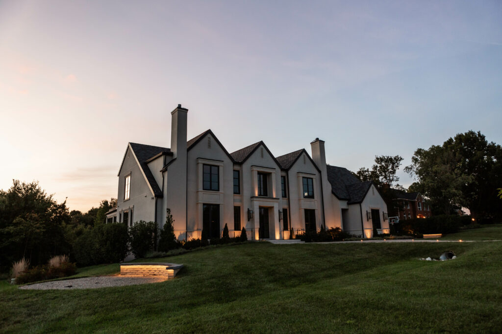 lucas and clark grounds company, professional lawn care and landscaping