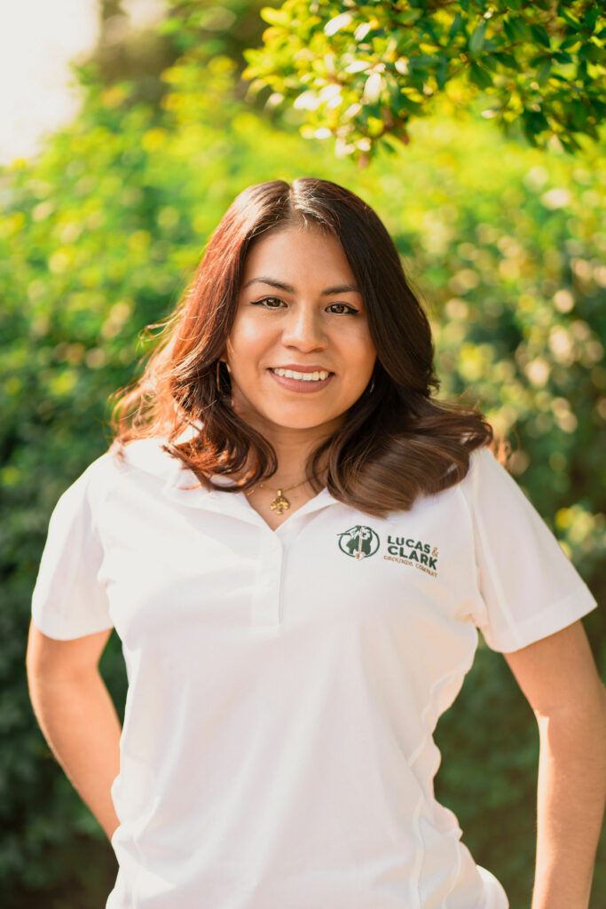 lucas and clark grounds company, professional lawn care and landscaping